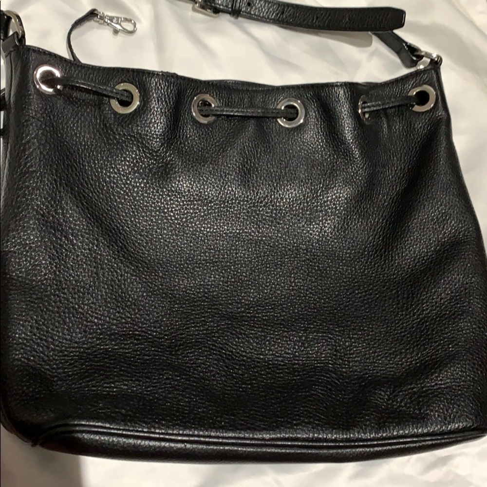 Michael Kor Jules Large Drawstring Bucket Bag - Picture 4 of 8